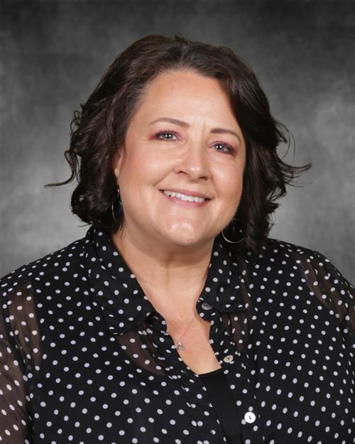 Headshot of Yvette Dix